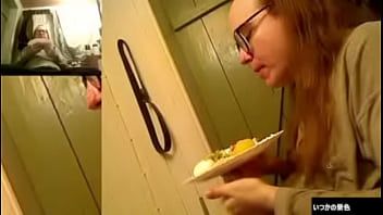 Oynat 13. danstan sonra yemek yemek, yemekle oynarken dikkatli olunmalı(2022-06-22, son orgazmdan 3 gün sonra)