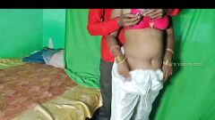 Putar Istri Desi My Sexy In White: Hardcore Blowbang, Anal Fingering & Dirty Talk