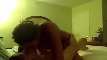 Jouer Une française bien roulée avec de gros seins baise en pov