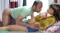 Oynat Desi Amatör Priya Bhabhi Kaba ve Ham Olur!