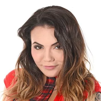 قناة Vanessa Decker